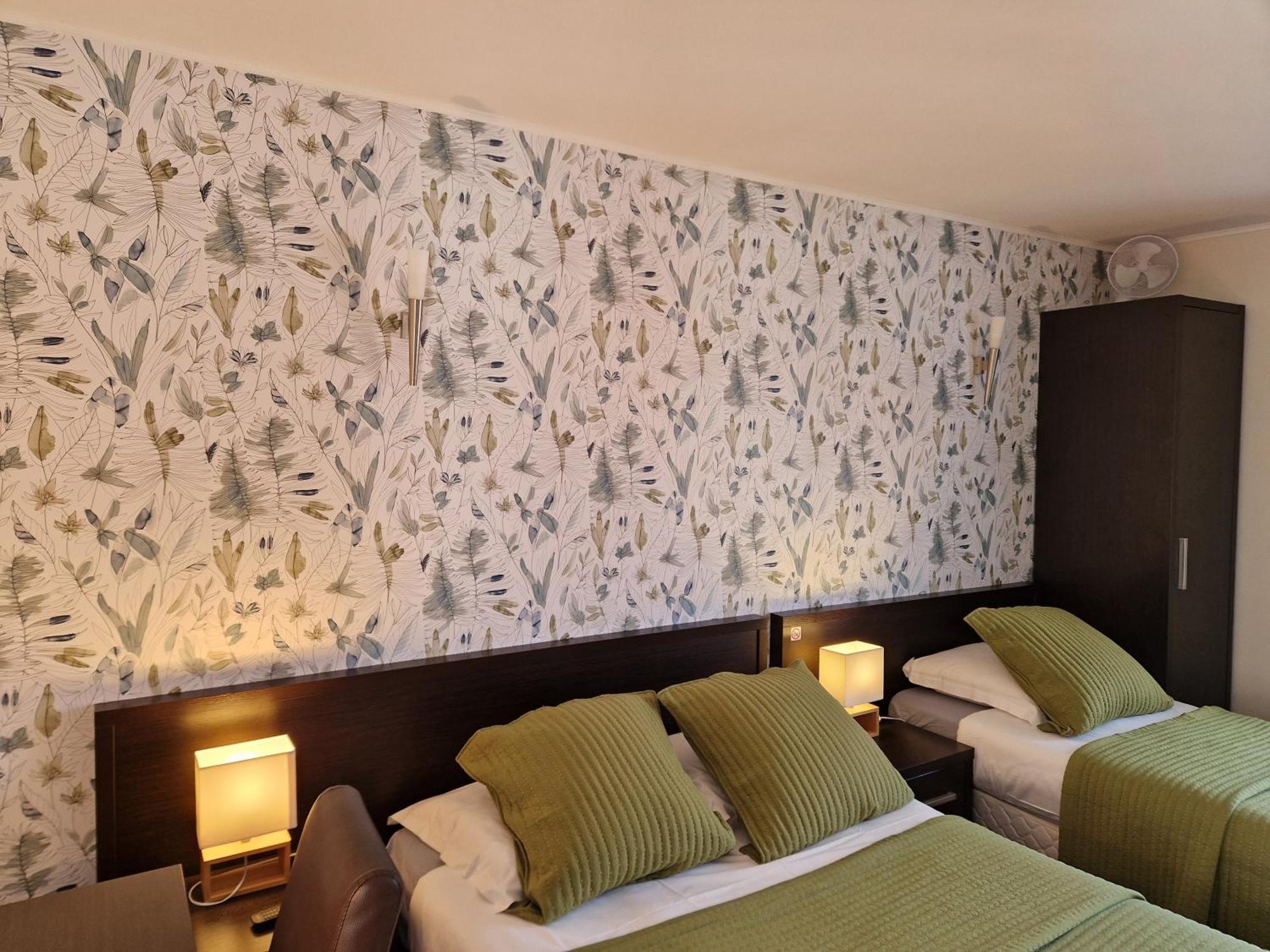 Hotel Bal Tournehem ภายนอก รูปภาพ